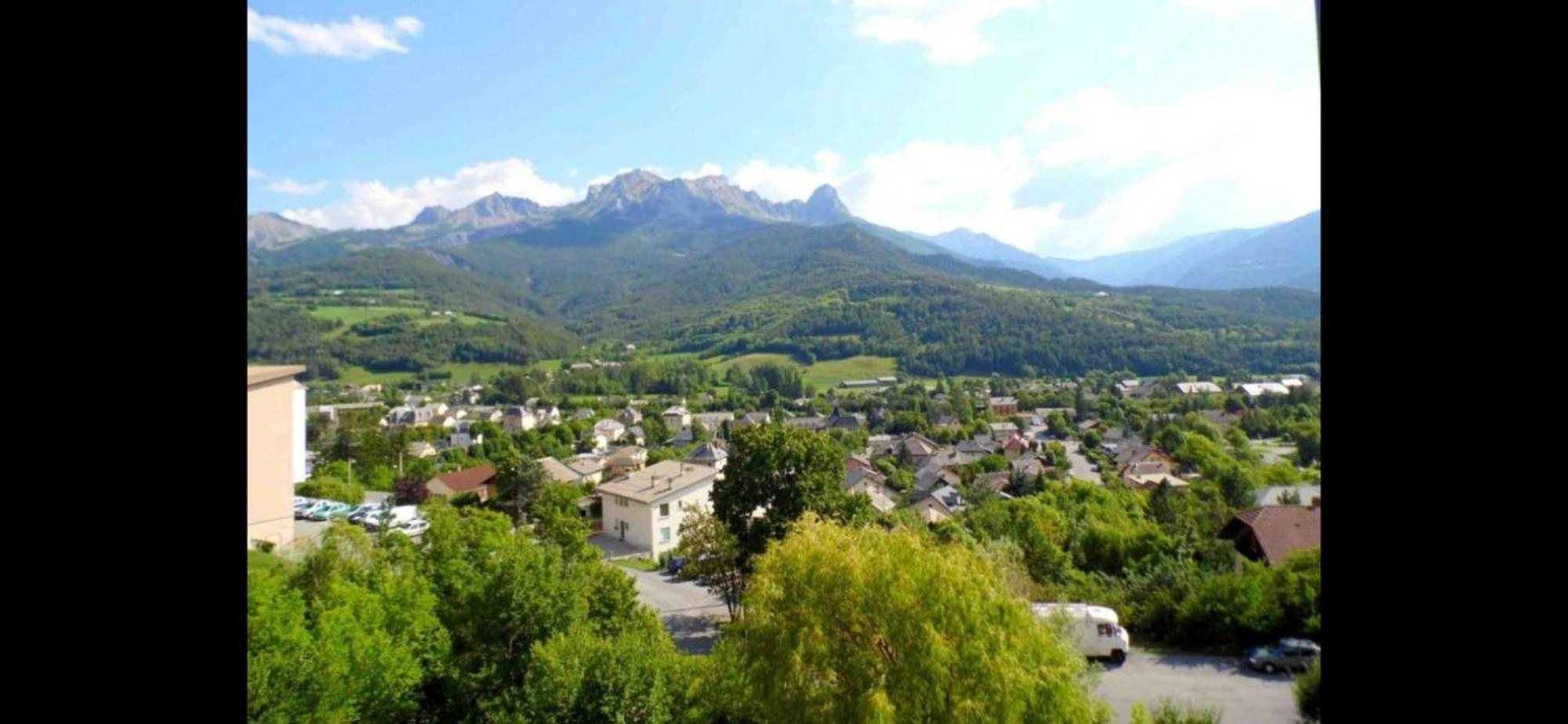 Appartement Chaleureux. Barcelonnette Exterior foto
